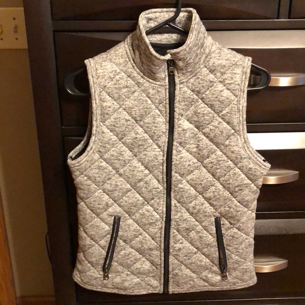 Thread & Supply Vest